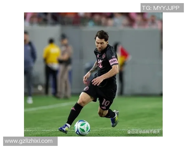 现役足球明星数量揭秘及其对足球界的影响分析 现役足球明星数量揭秘及其对足球界的影响分析